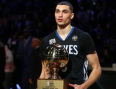 世俱杯-天山箭雨破冰孟菲斯，塔图姆化身关键先生点燃胜利烽火