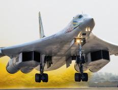 世俱杯2025-阿劳霍连斩三分，瑞典甩开新西兰稳握胜券