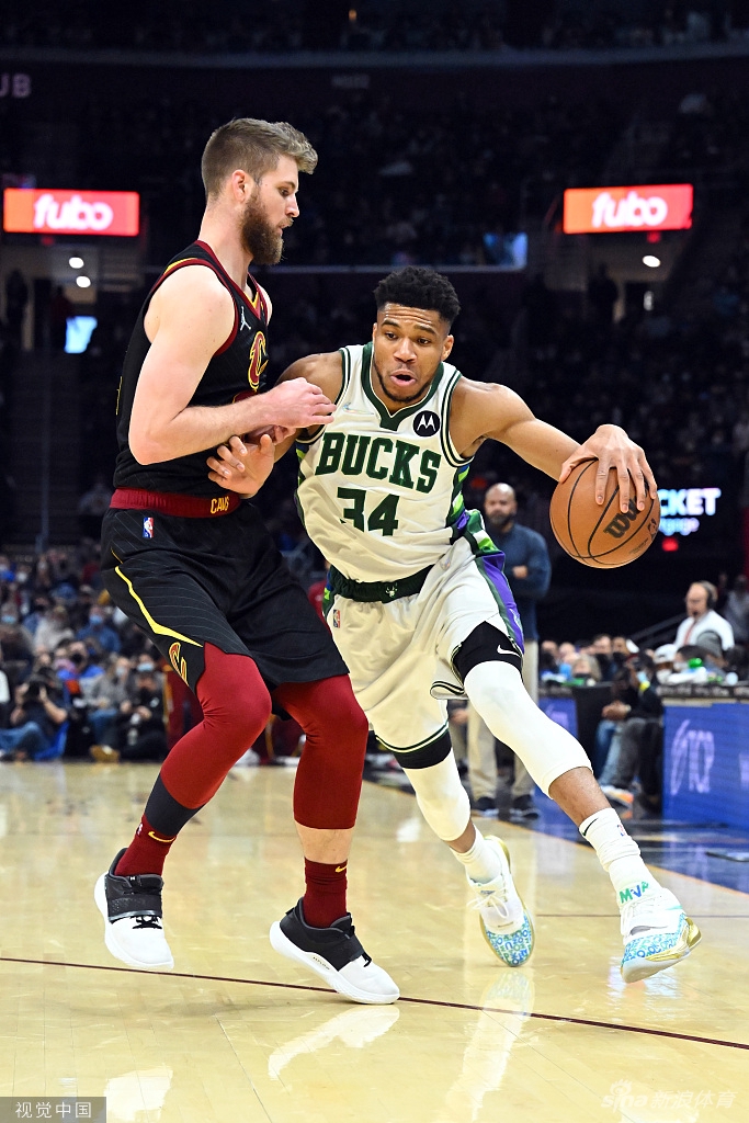 世俱杯决赛-雄鹿横扫骑士，毫无悬念