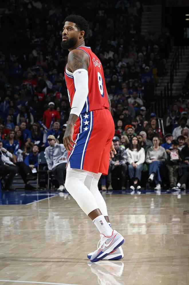 世俱杯2025-76人轻取西班牙男篮，乔治爆发神勇