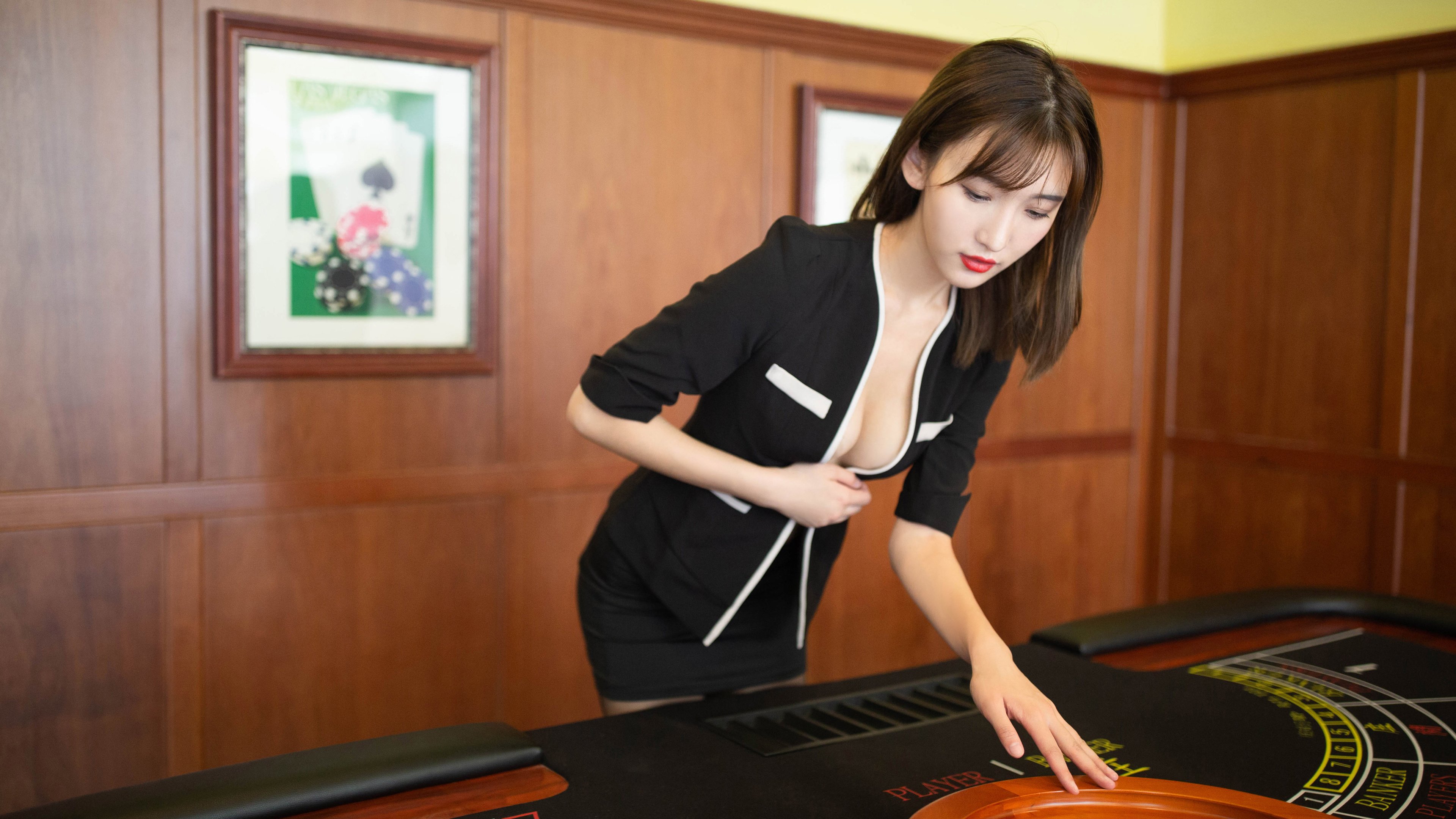 世俱杯改制-冰与火之歌,从北欧雪原到伊比利亚灼阳,新一代如何接管世界